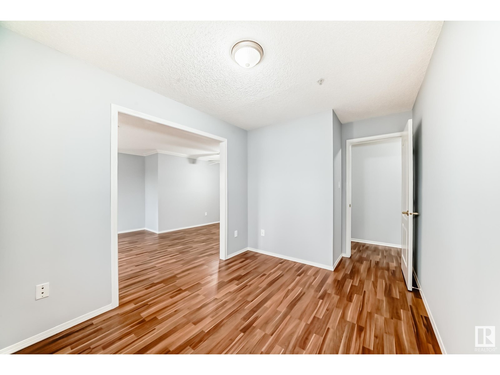 #302 13450 114 Av Nw Property Photo 14