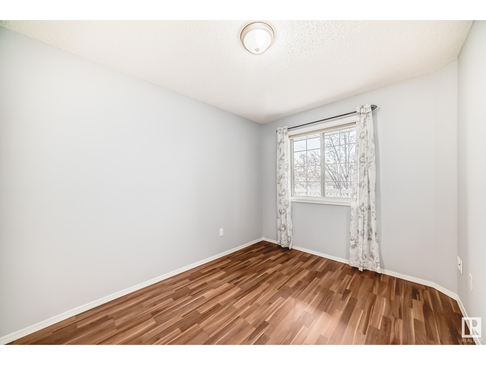 #302 13450 114 Av Nw Property Photo 15