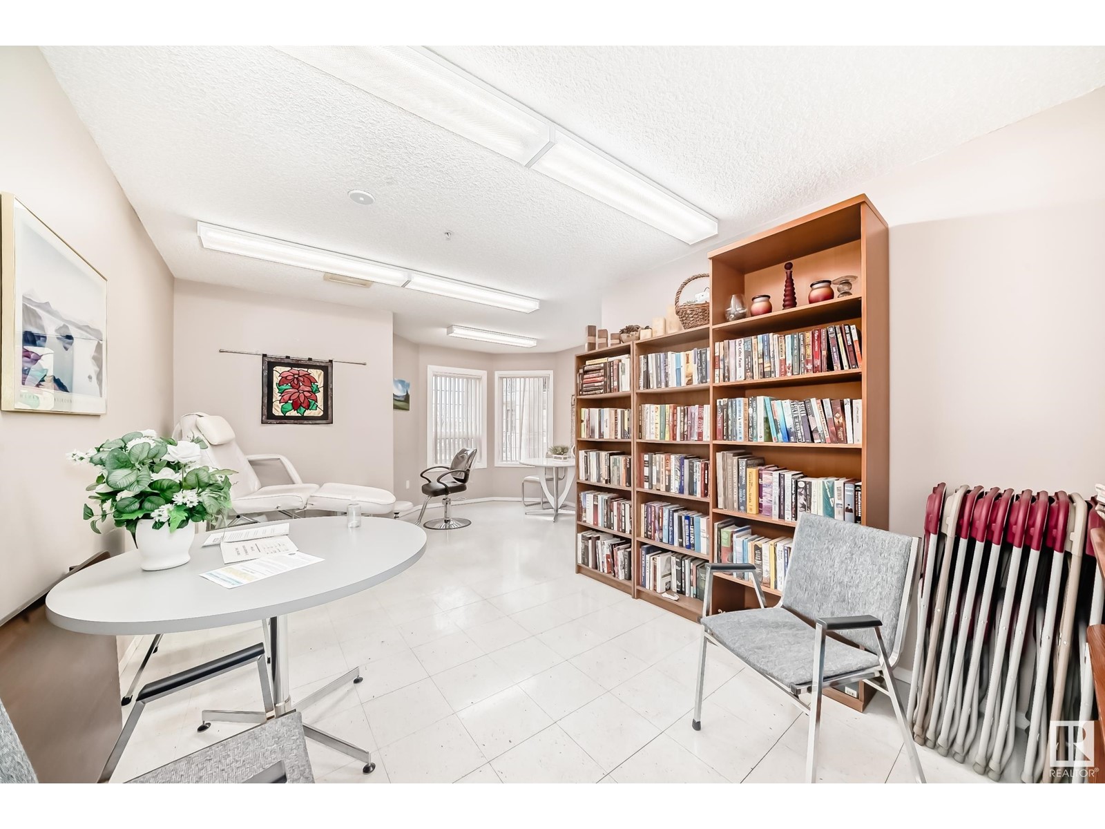#302 13450 114 Av Nw Property Photo 31