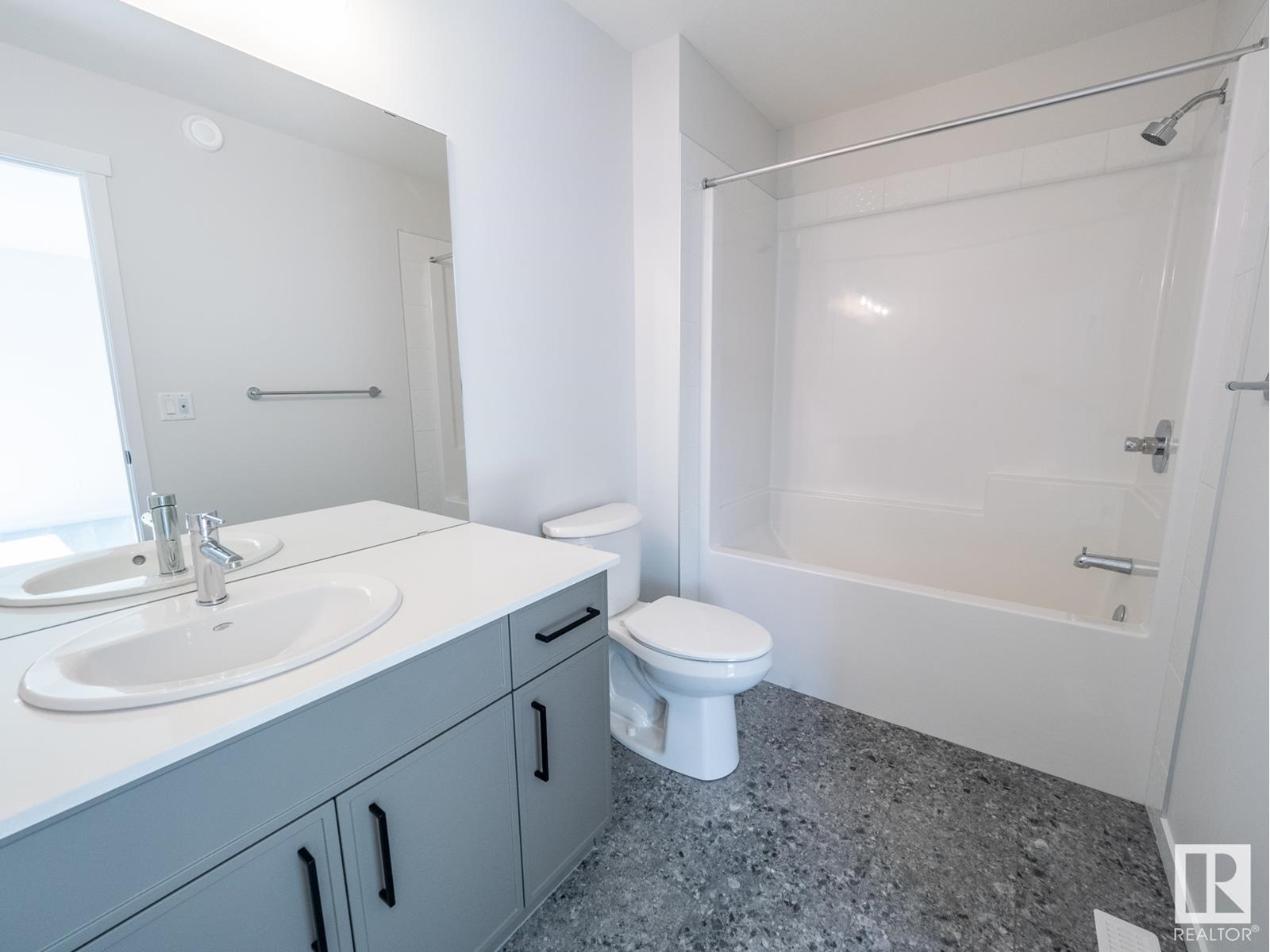 1232 16 St Nw Property Photo 19