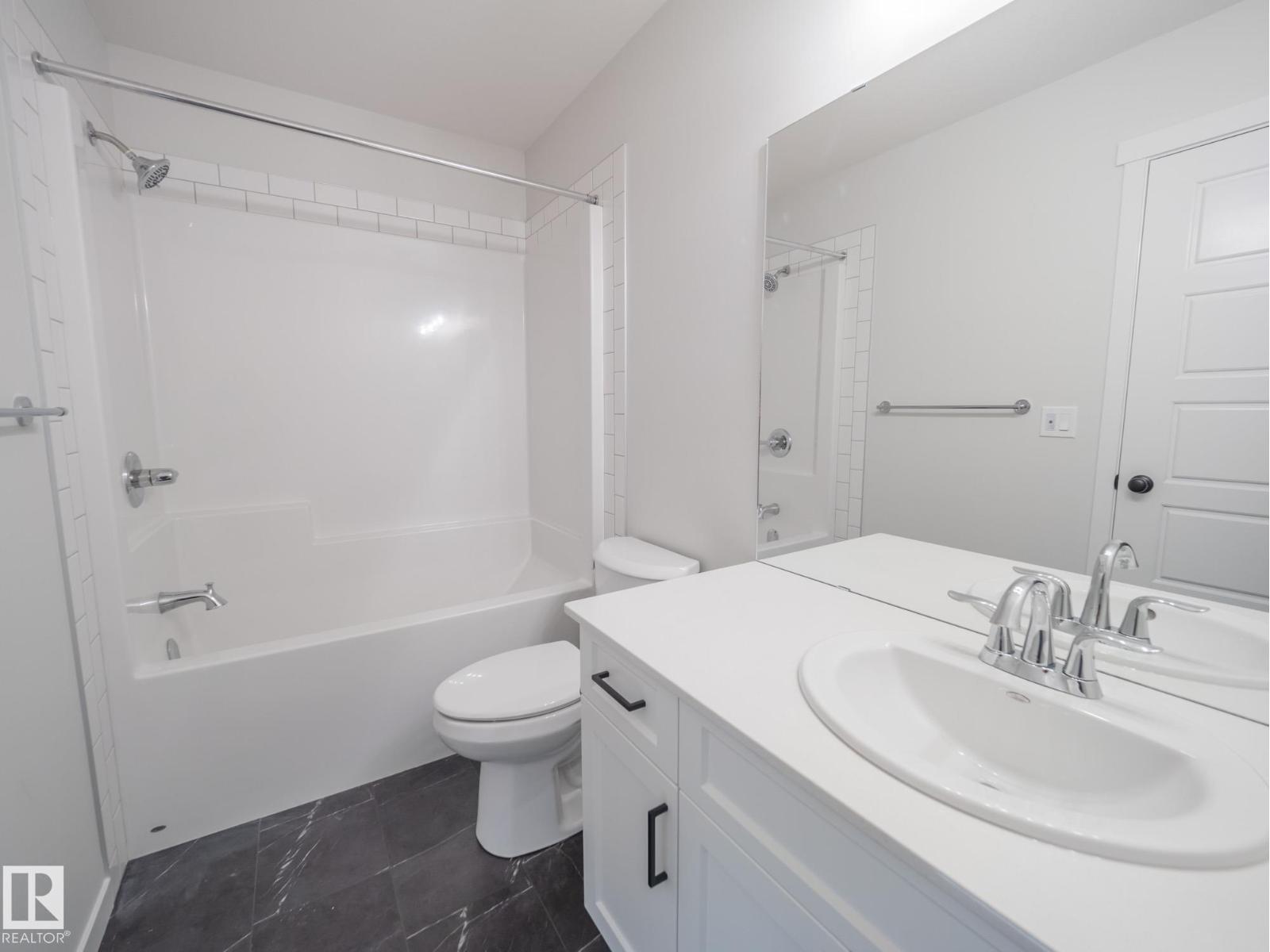 1332 14 Av Nw Property Photo 19