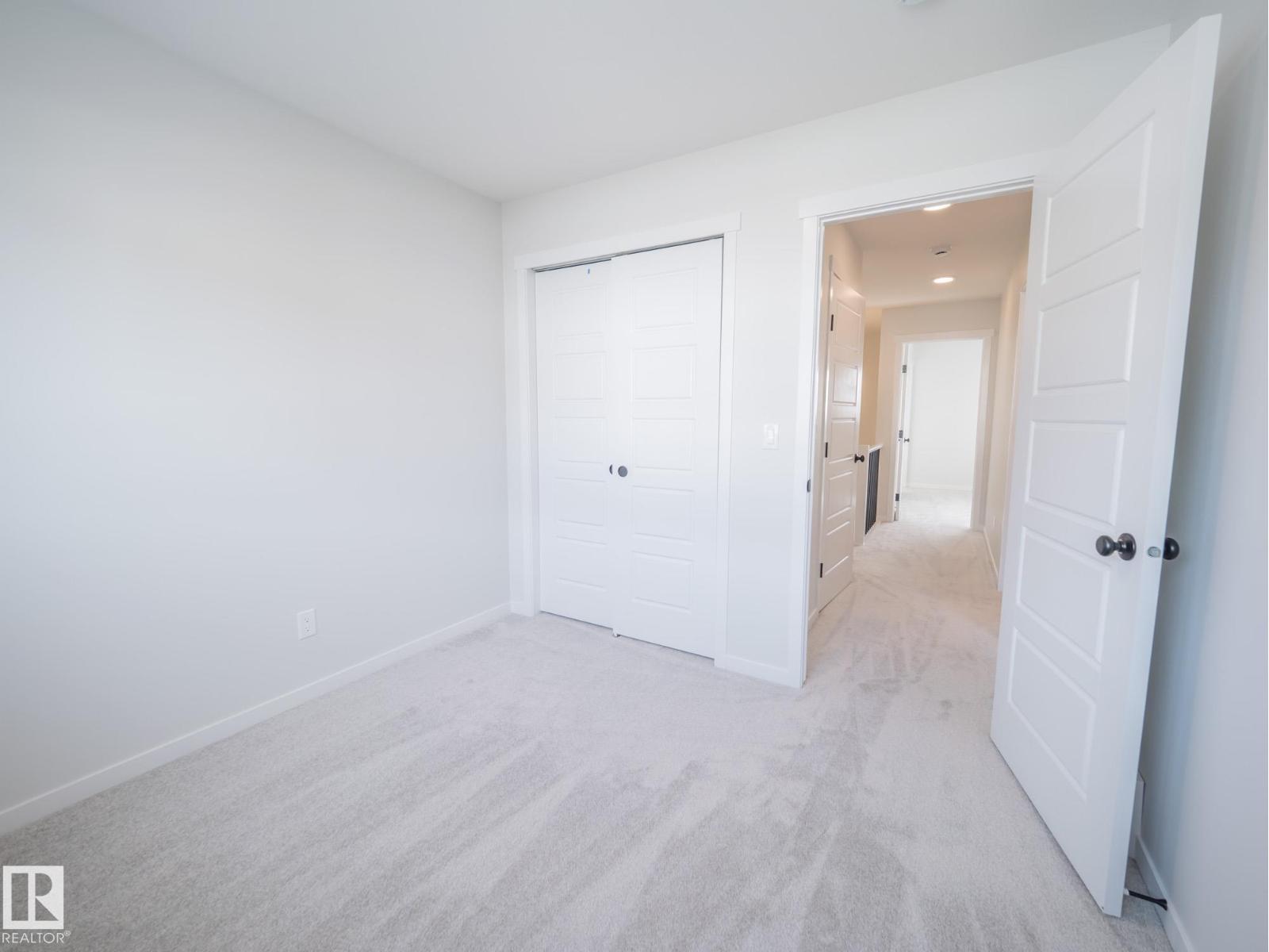 1332 14 Av Nw Property Photo 22