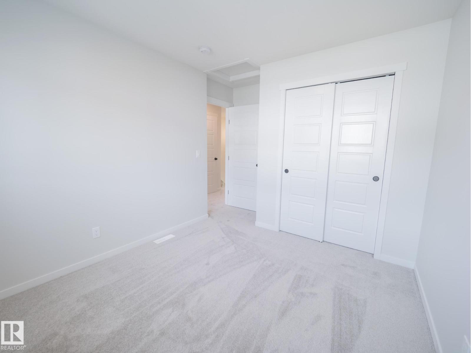 1332 14 Av Nw Property Photo 26
