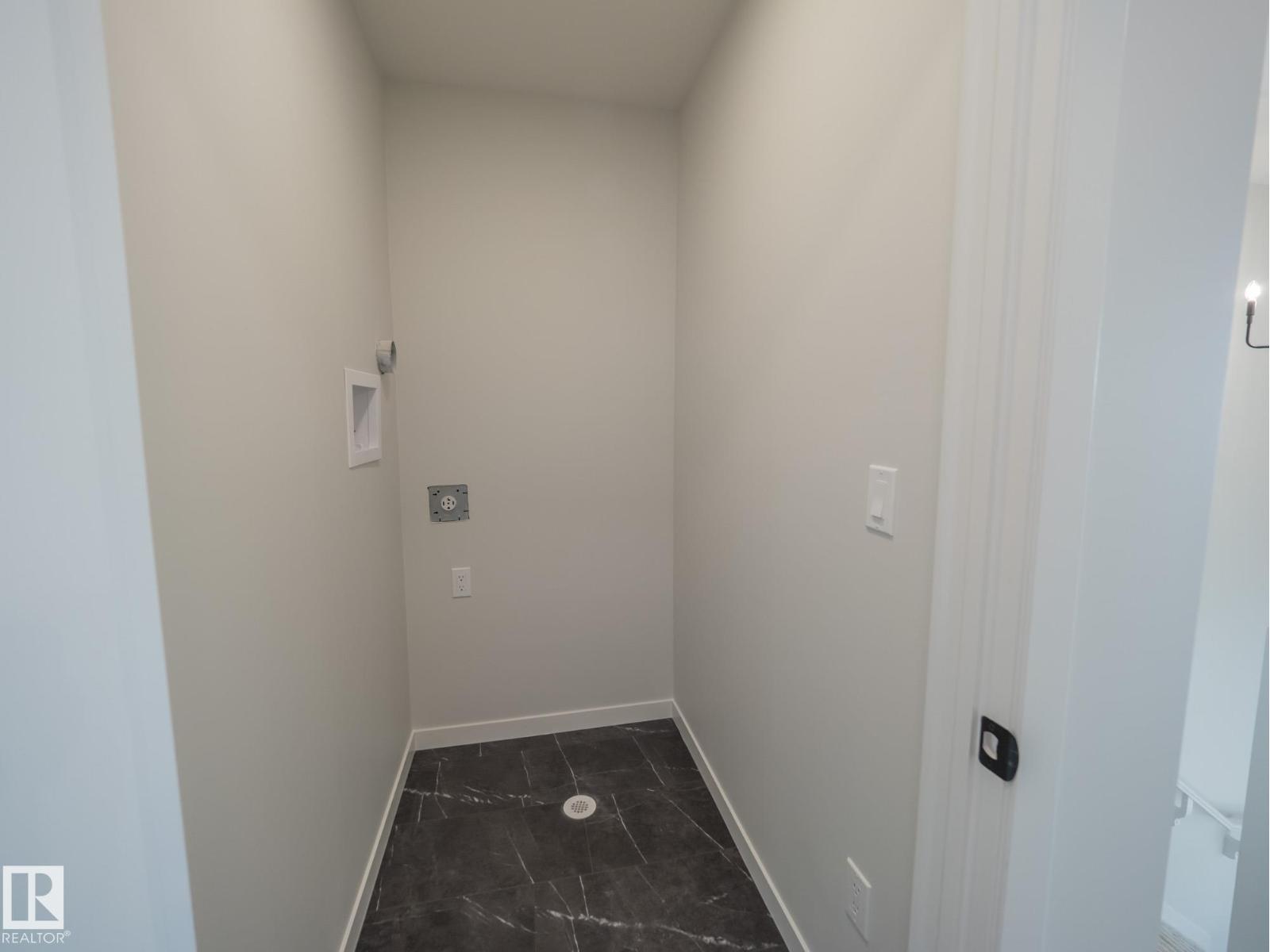 1332 14 Av Nw Property Photo 27