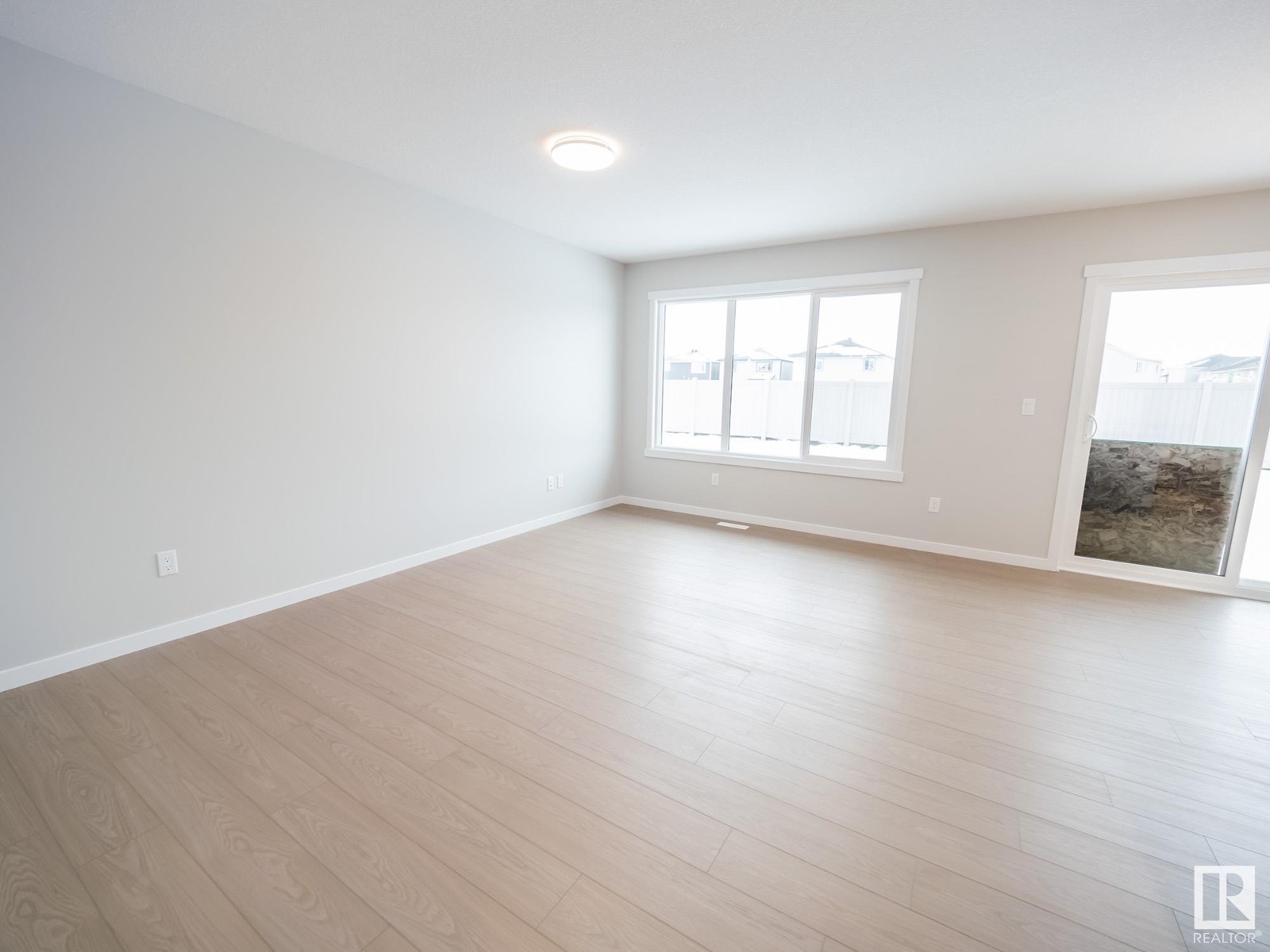 91 Rosewood Wy Property Photo 8