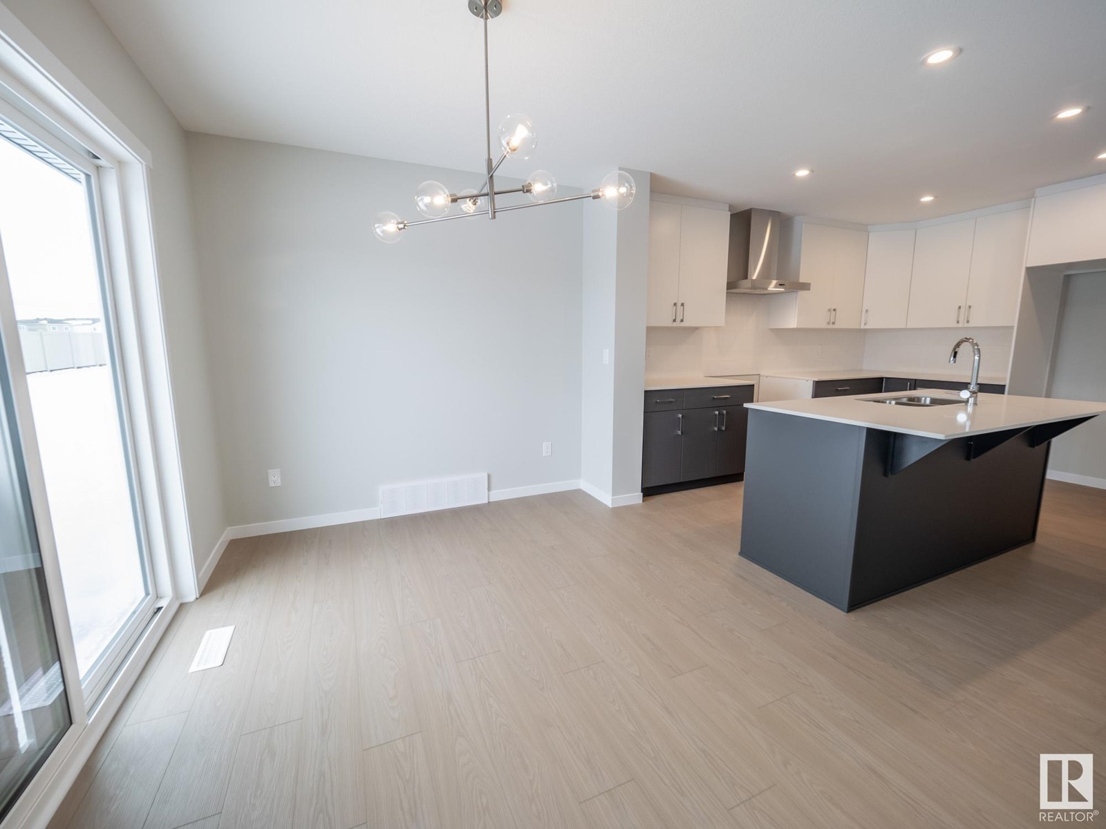 91 Rosewood Wy Property Photo 12