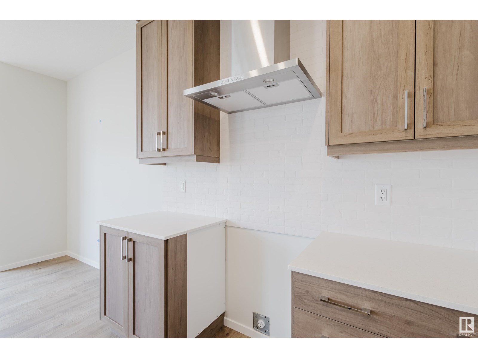 2120 209 St Nw Property Photo 15