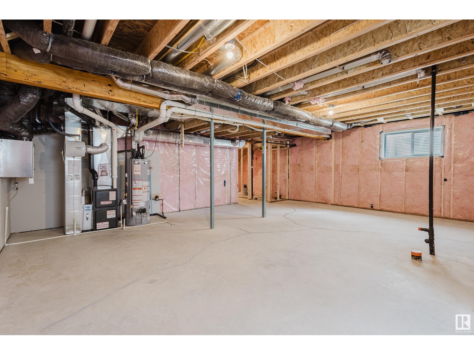 2120 209 St Nw Property Photo 48
