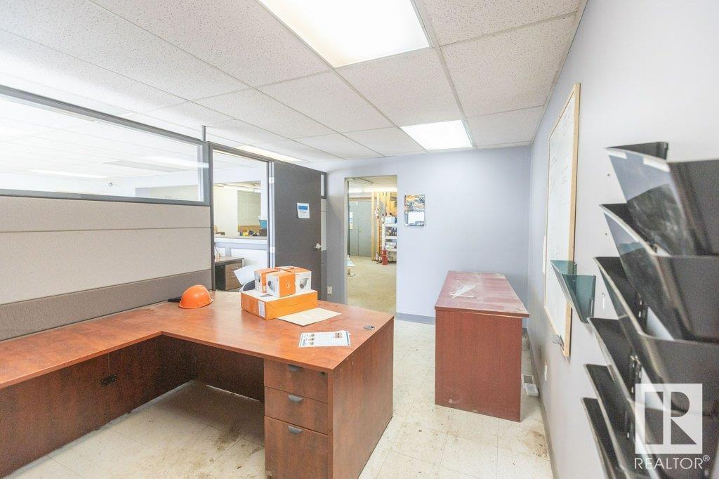 9304 100 St Property Photo 15