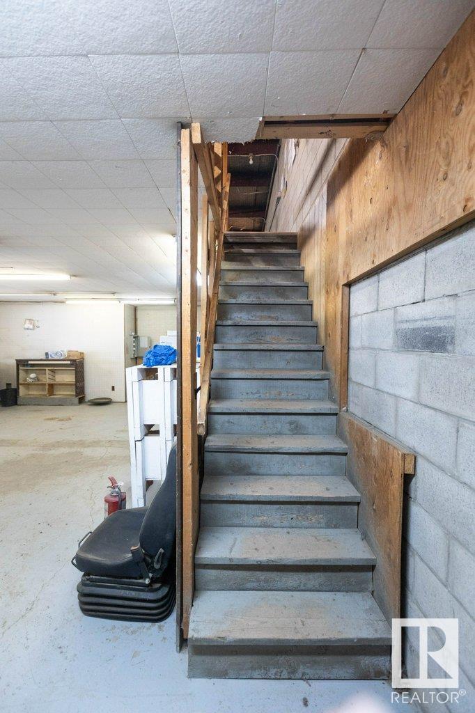 9304 100 St Property Photo 20