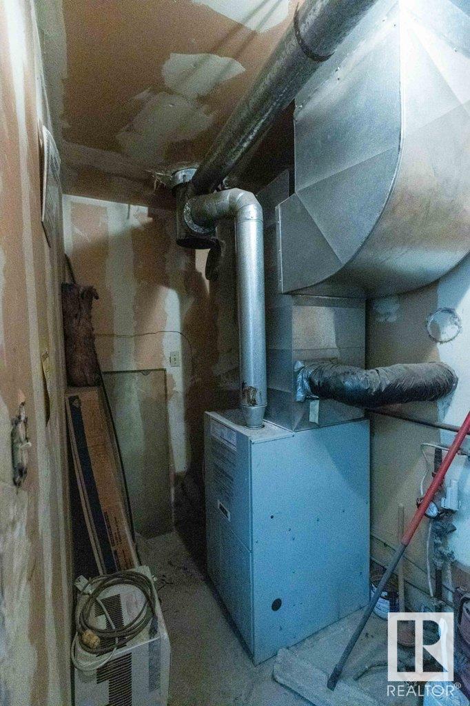 9304 100 St Property Photo 23