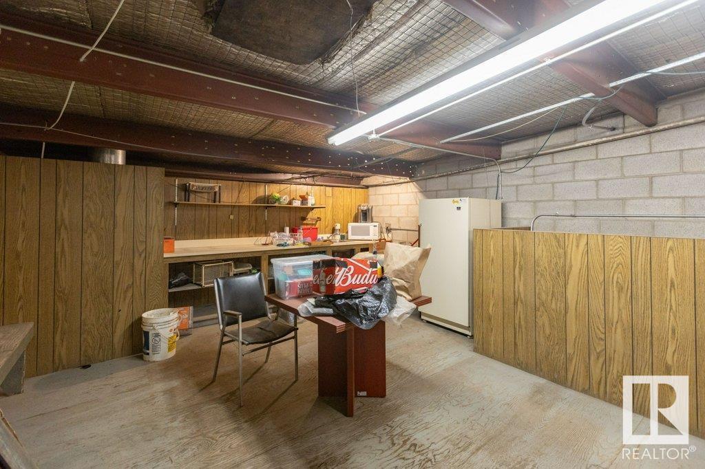 9304 100 St Property Photo 52
