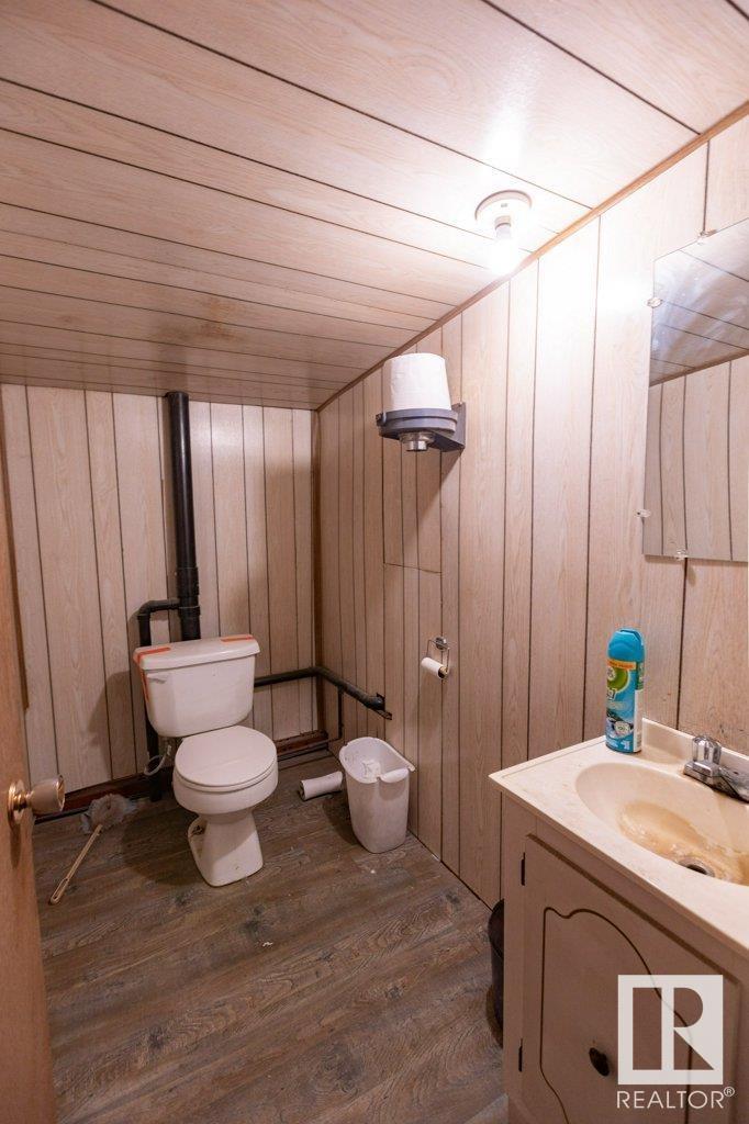 9304 100 St Property Photo 61