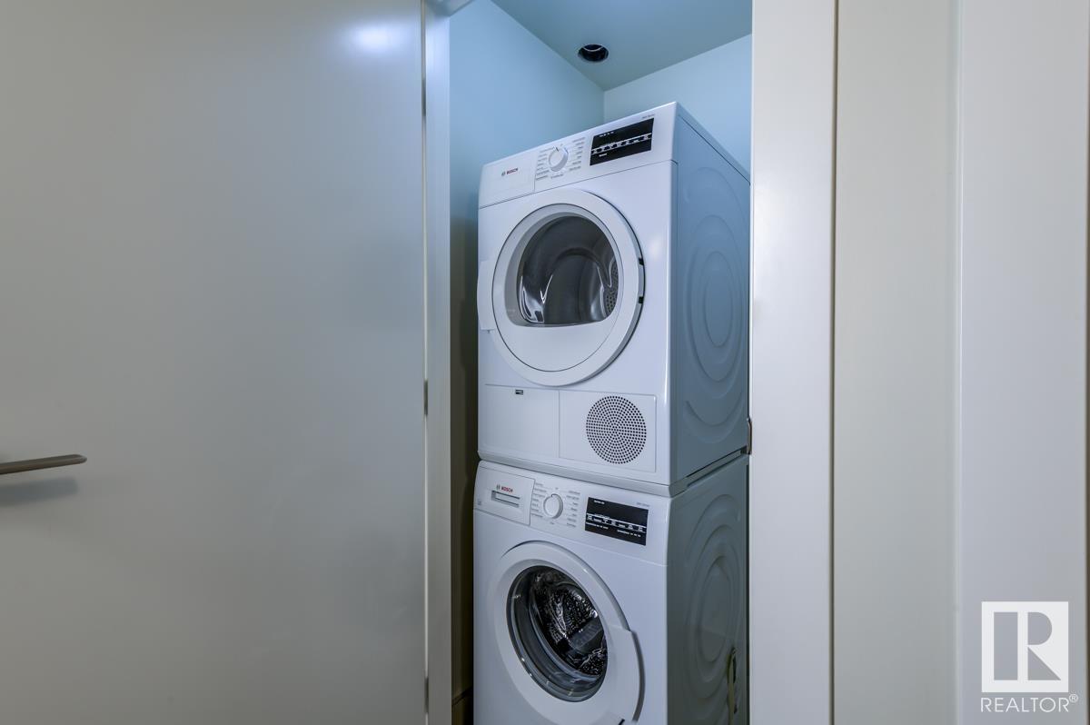 #1402 10410 102 Av Nw Property Photo 5