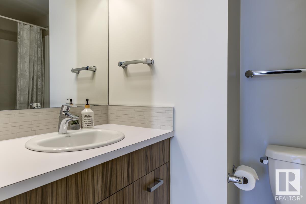 #1402 10410 102 Av Nw Property Photo 20