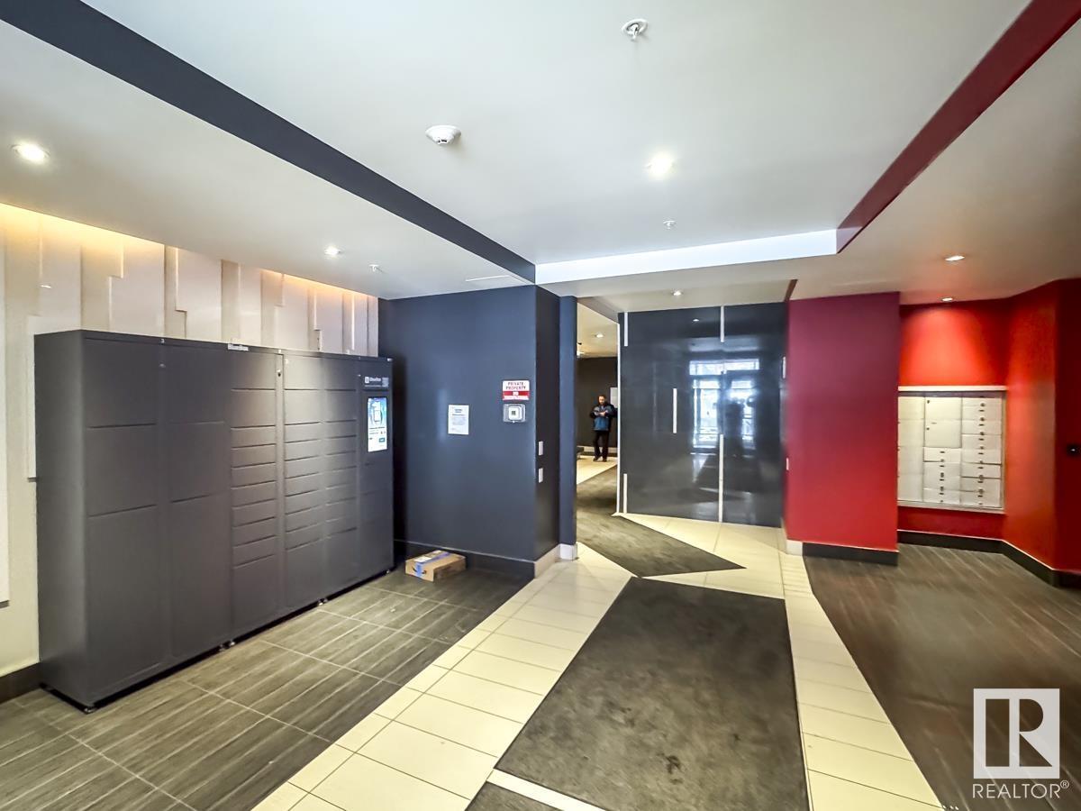 #1402 10410 102 Av Nw Property Photo 37