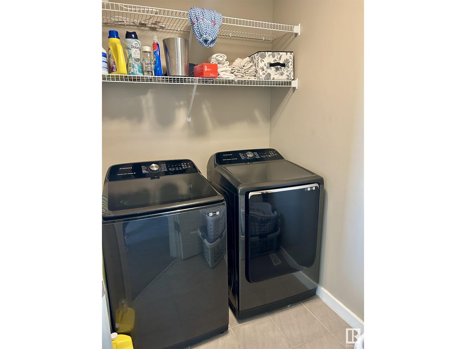 7732 19 Av Sw Property Photo 19