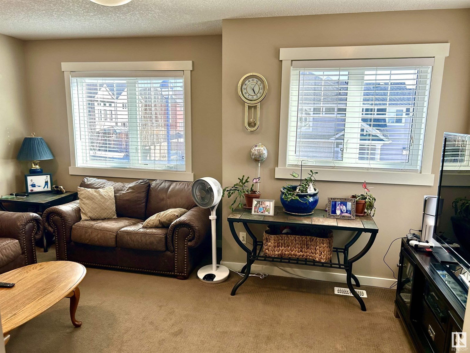 7732 19 Av Sw Property Photo 24
