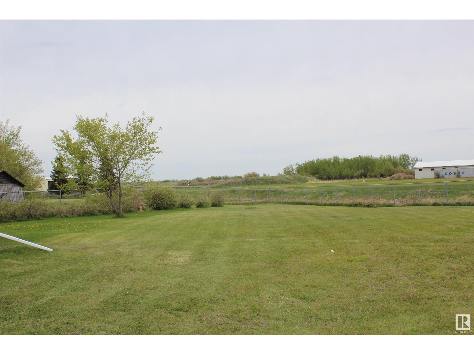 5006 53 Av Property Photo 7