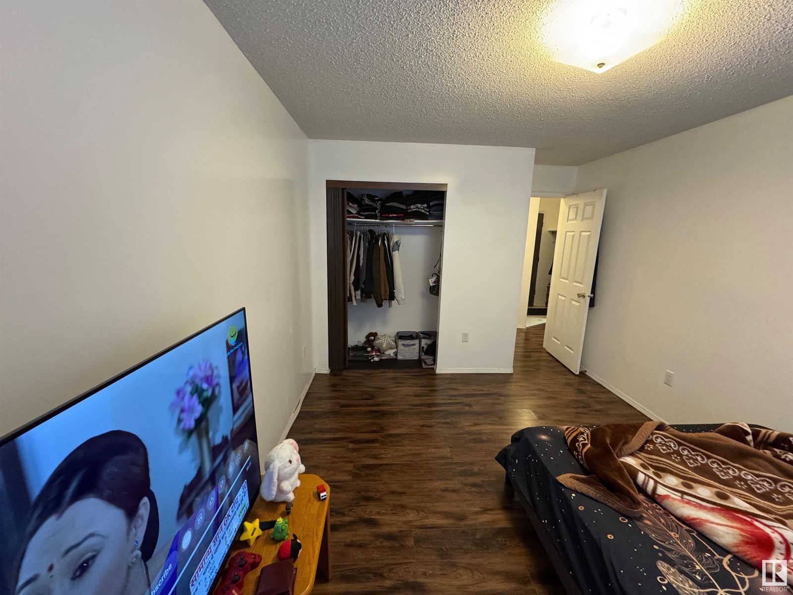 5001 47 Av Property Photo 12