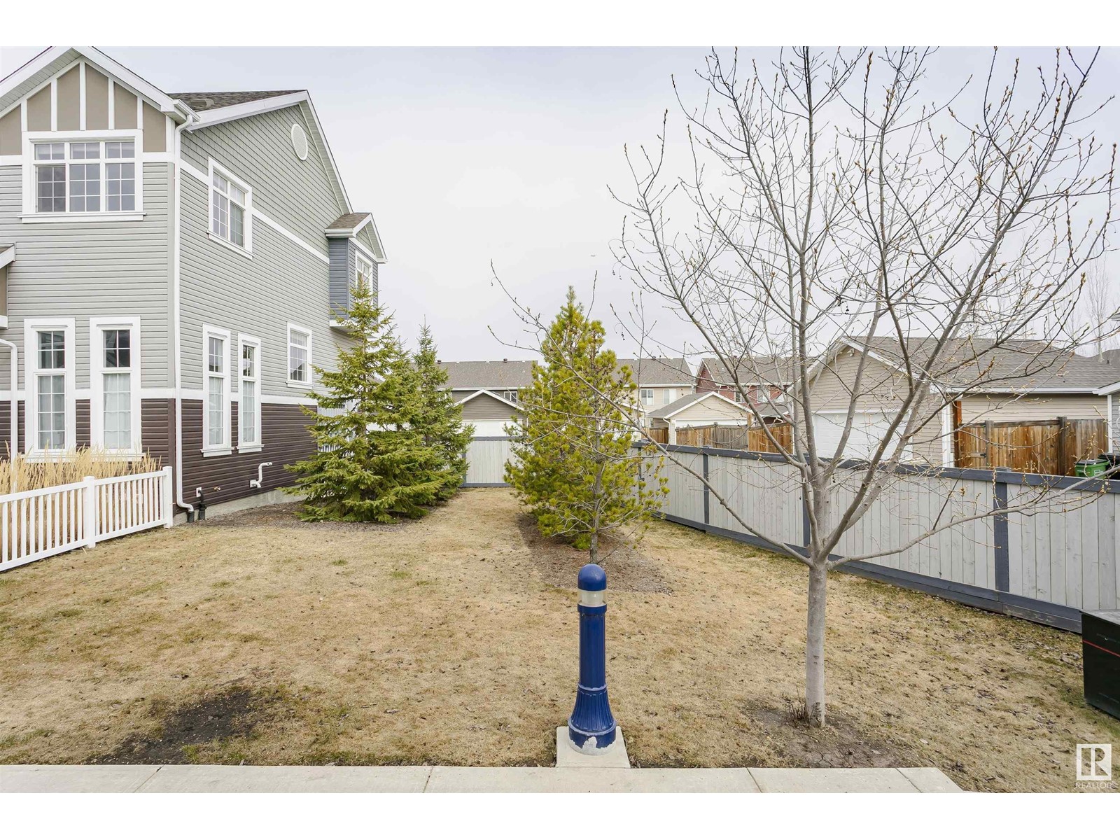 #12 9151 Shaw Wy Sw Property Photo 33