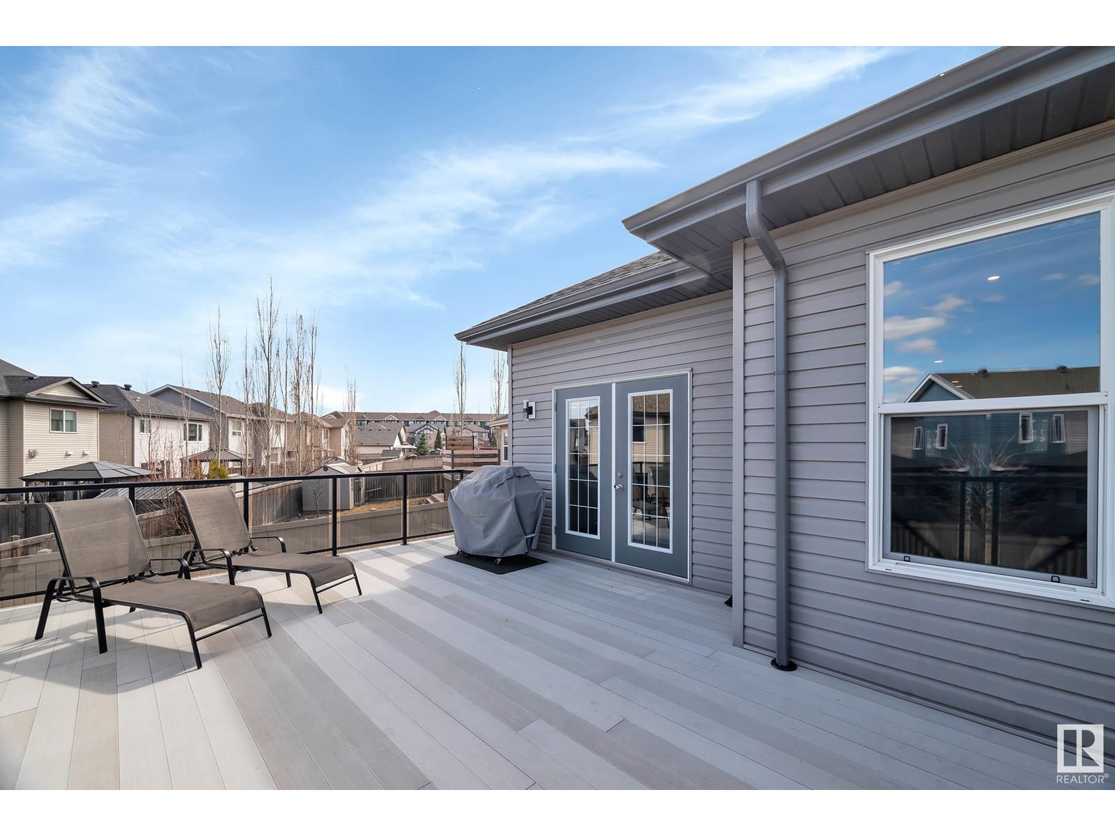 1935 68 St Sw Property Photo 48
