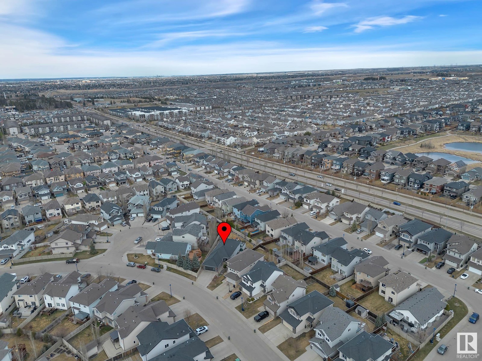 1935 68 St Sw Property Photo 58