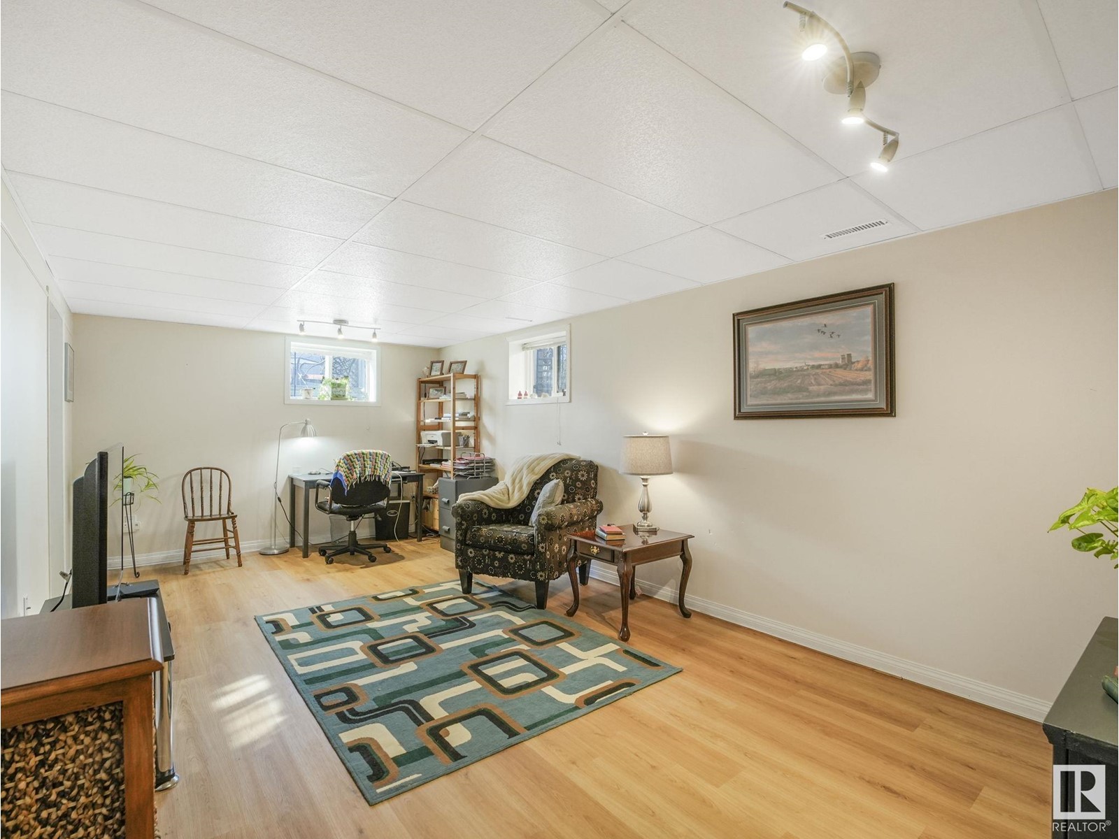 8925 79 Av Nw Nw Property Photo 30