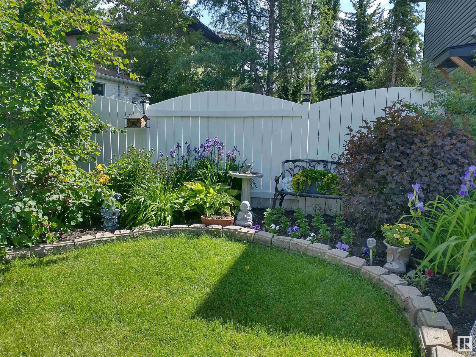 8925 79 Av Nw Nw Property Photo 49