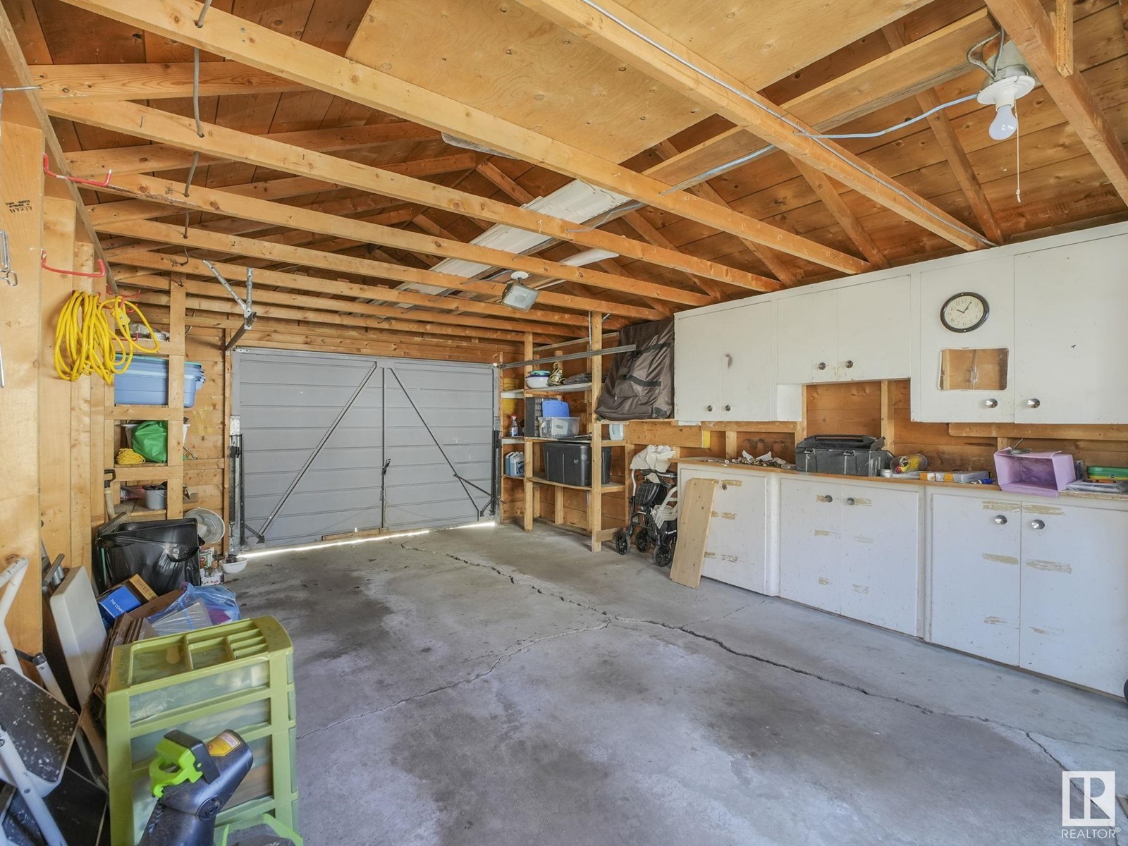 8925 79 Av Nw Nw Property Photo 52