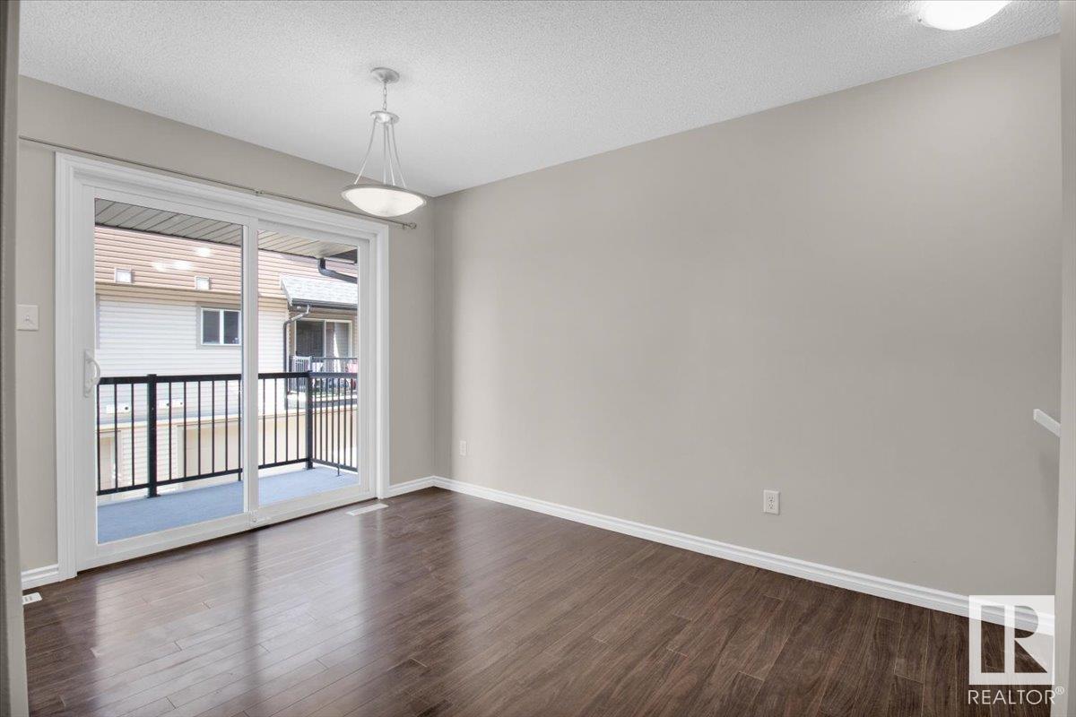 #10 12004 22 Av Sw Property Photo 35
