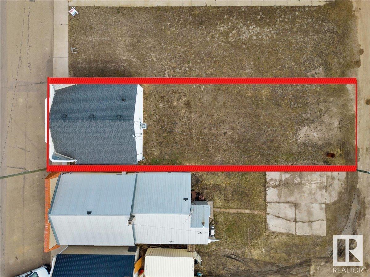 5081 50 St Property Photo 27