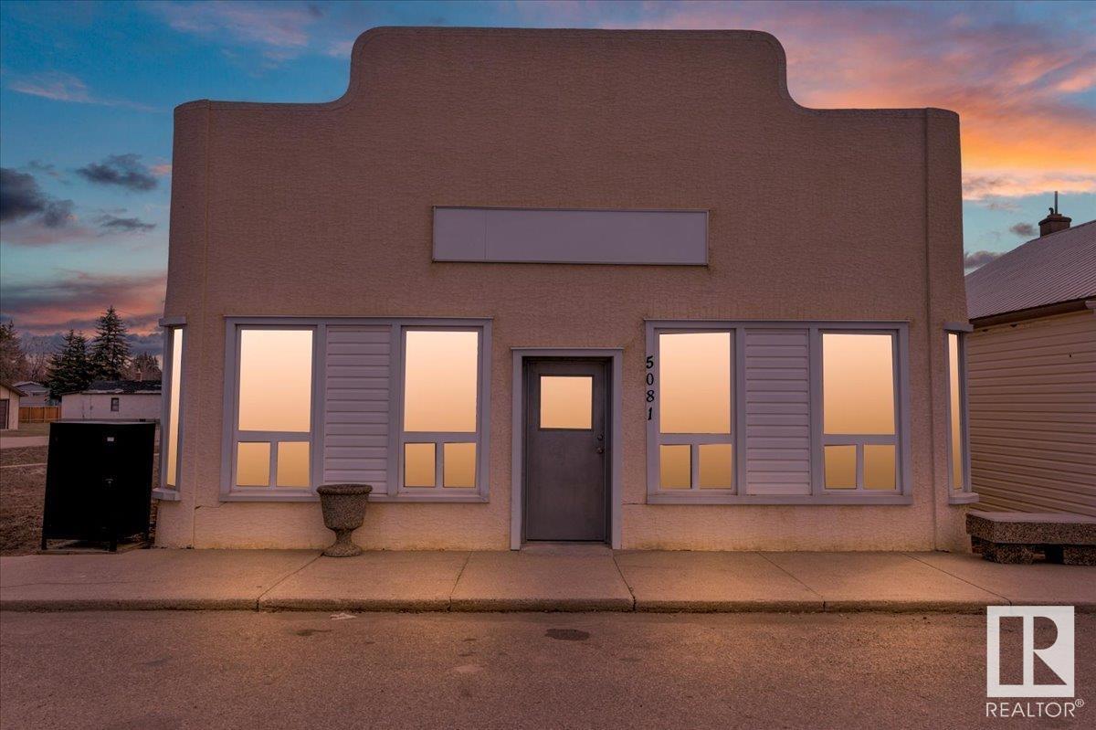 5081 50 St Property Photo 33