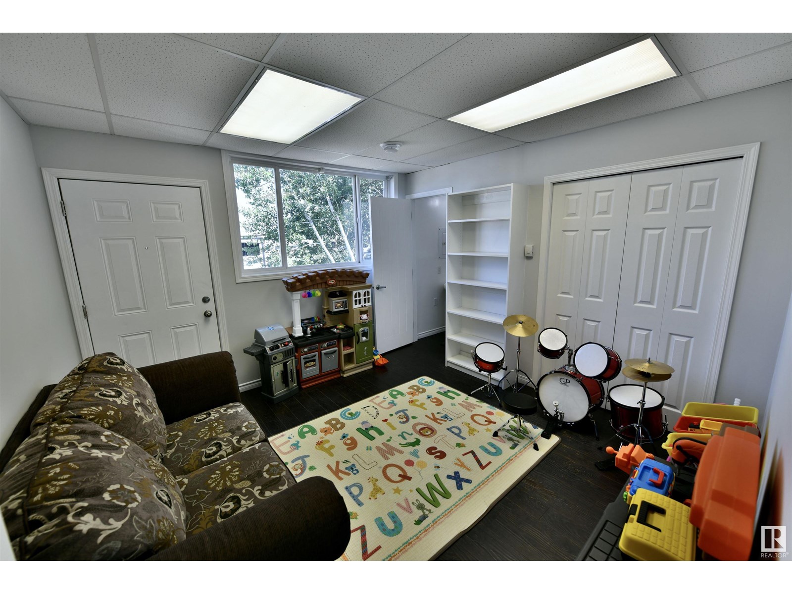 277 57201 Rr 102 Property Photo 8