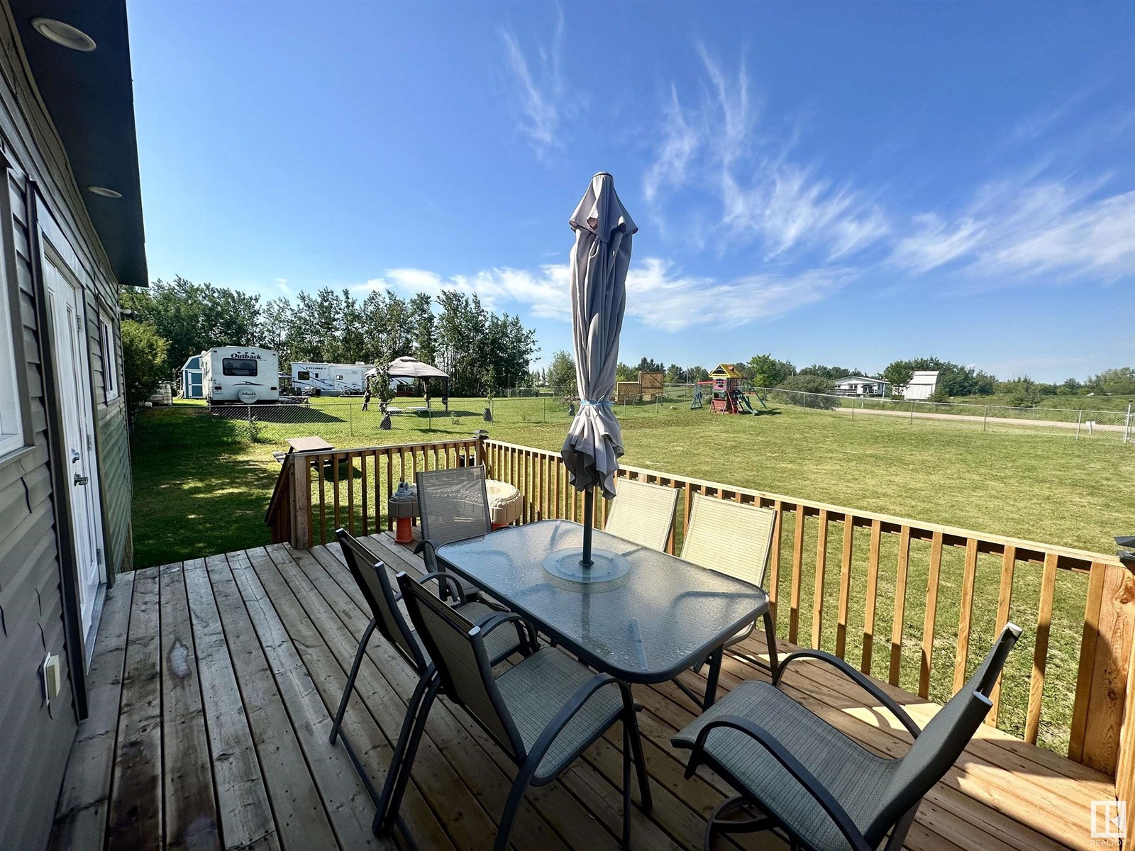 277 57201 Rr 102 Property Photo 13
