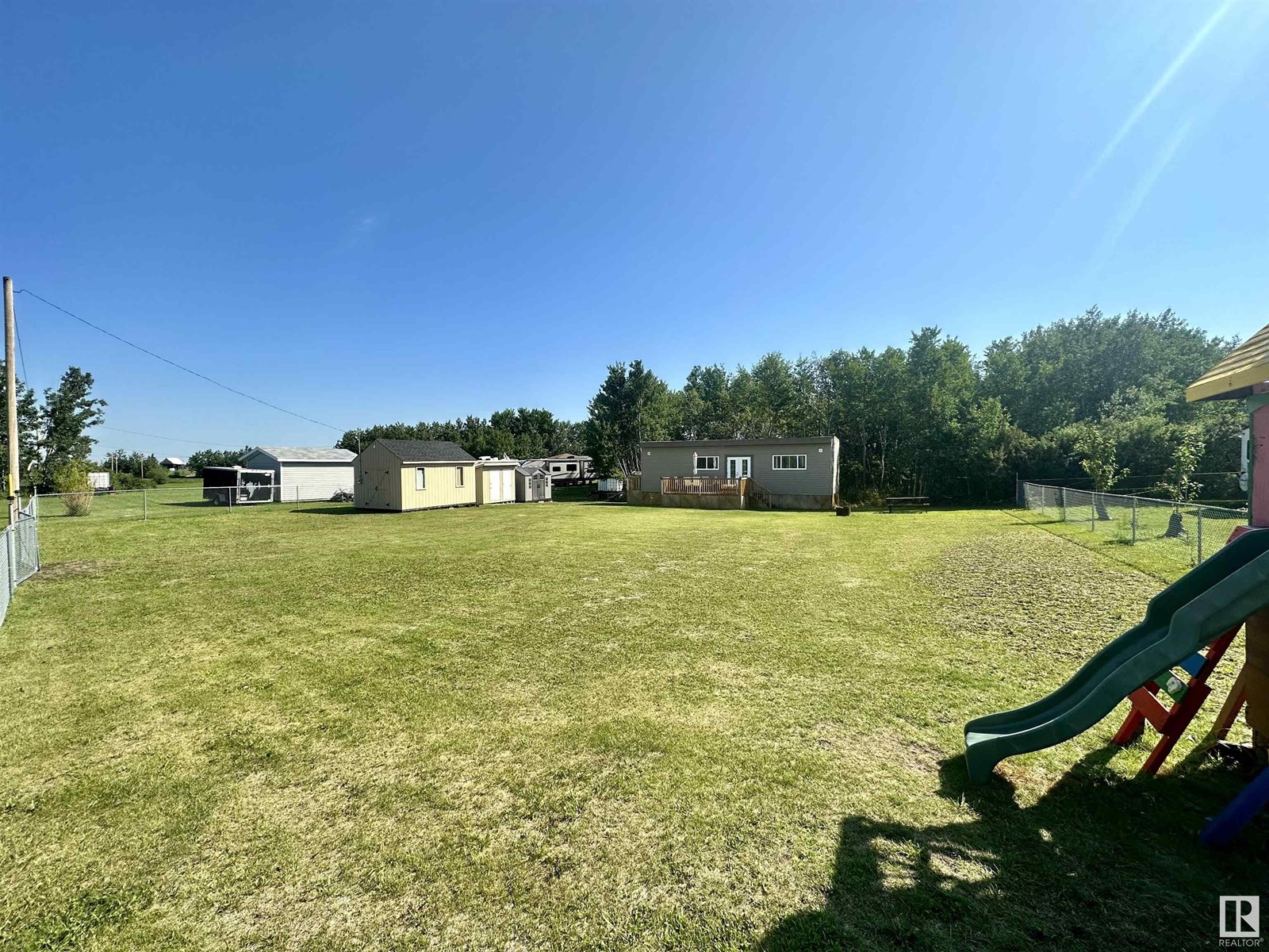 277 57201 Rr 102 Property Photo 16