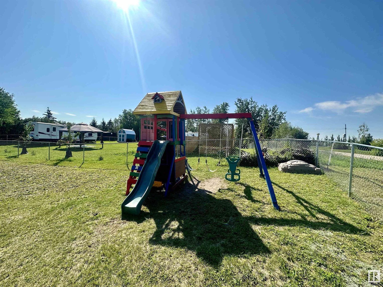 277 57201 Rr 102 Property Photo 18