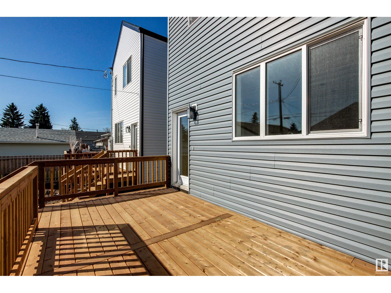 11077 150 St Nw Property Photo 47