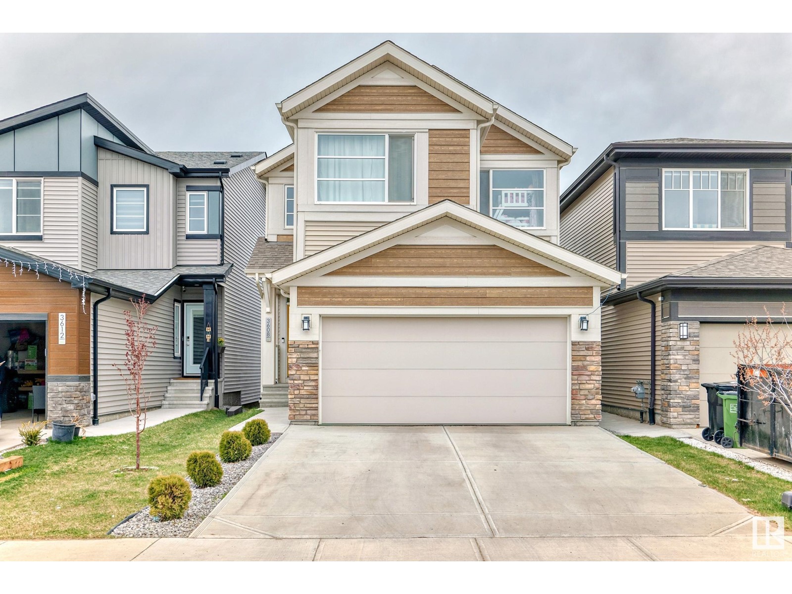 3608 6 Av Sw Property Photo