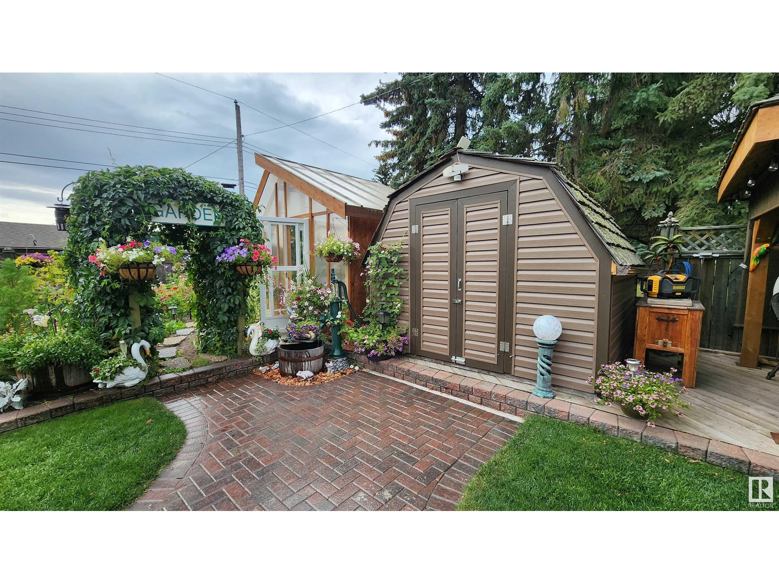 5307 Ravine Dr Property Photo 7