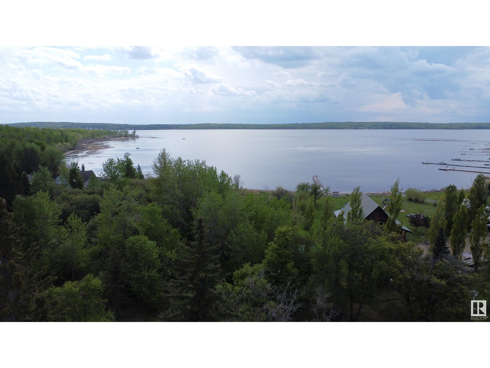 #117 57323 Rr 30 Property Photo 2