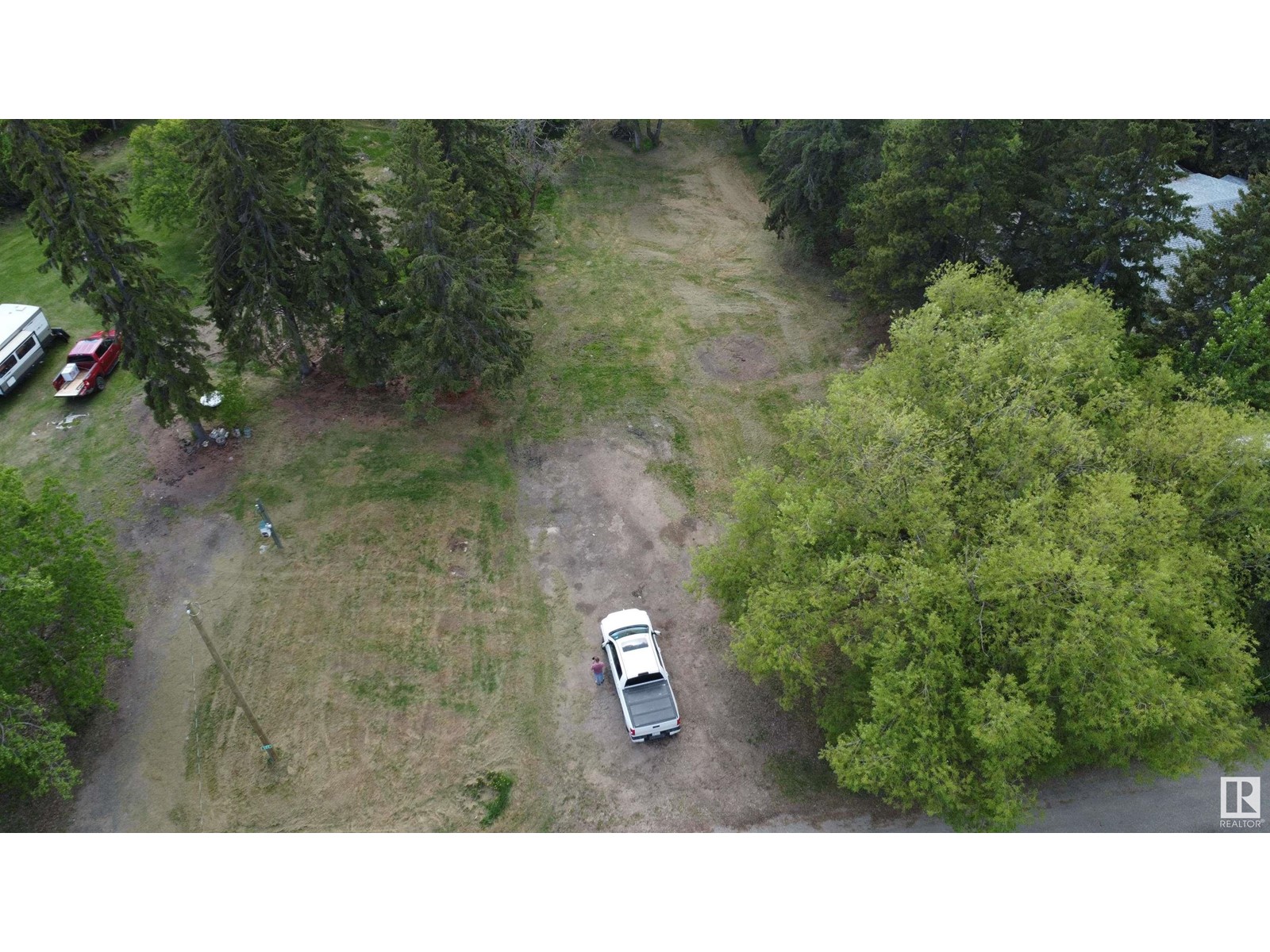 #117 57323 Rr 30 Property Photo 3