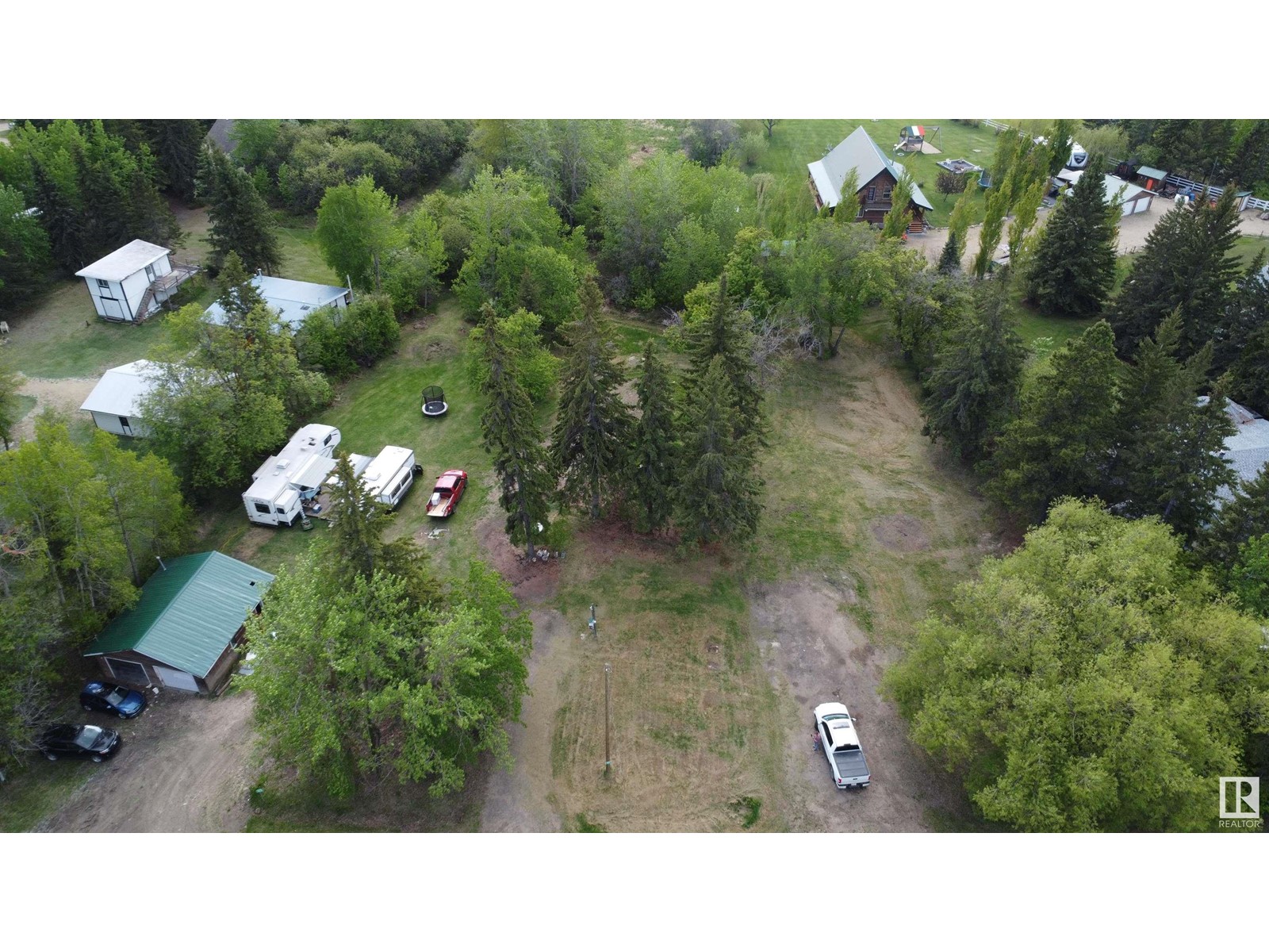 #117 57323 Rr 30 Property Photo 5