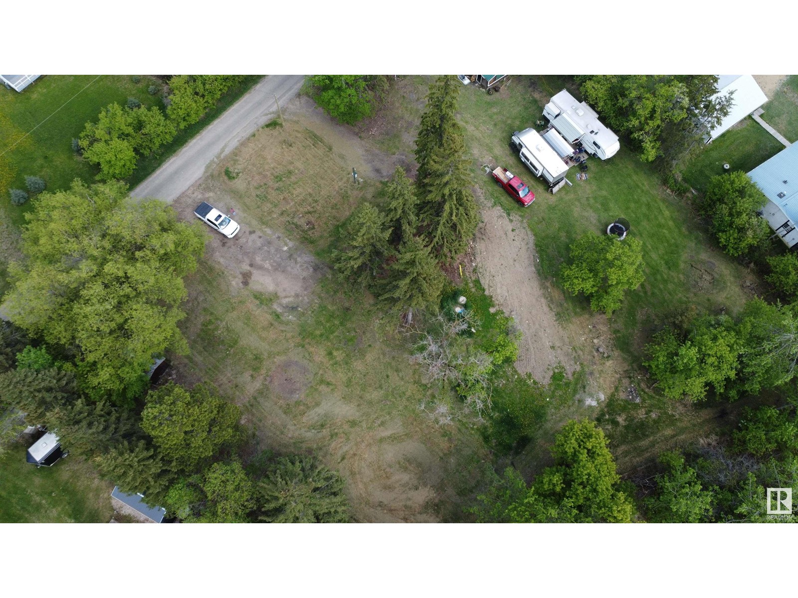 #117 57323 Rr 30 Property Photo 18