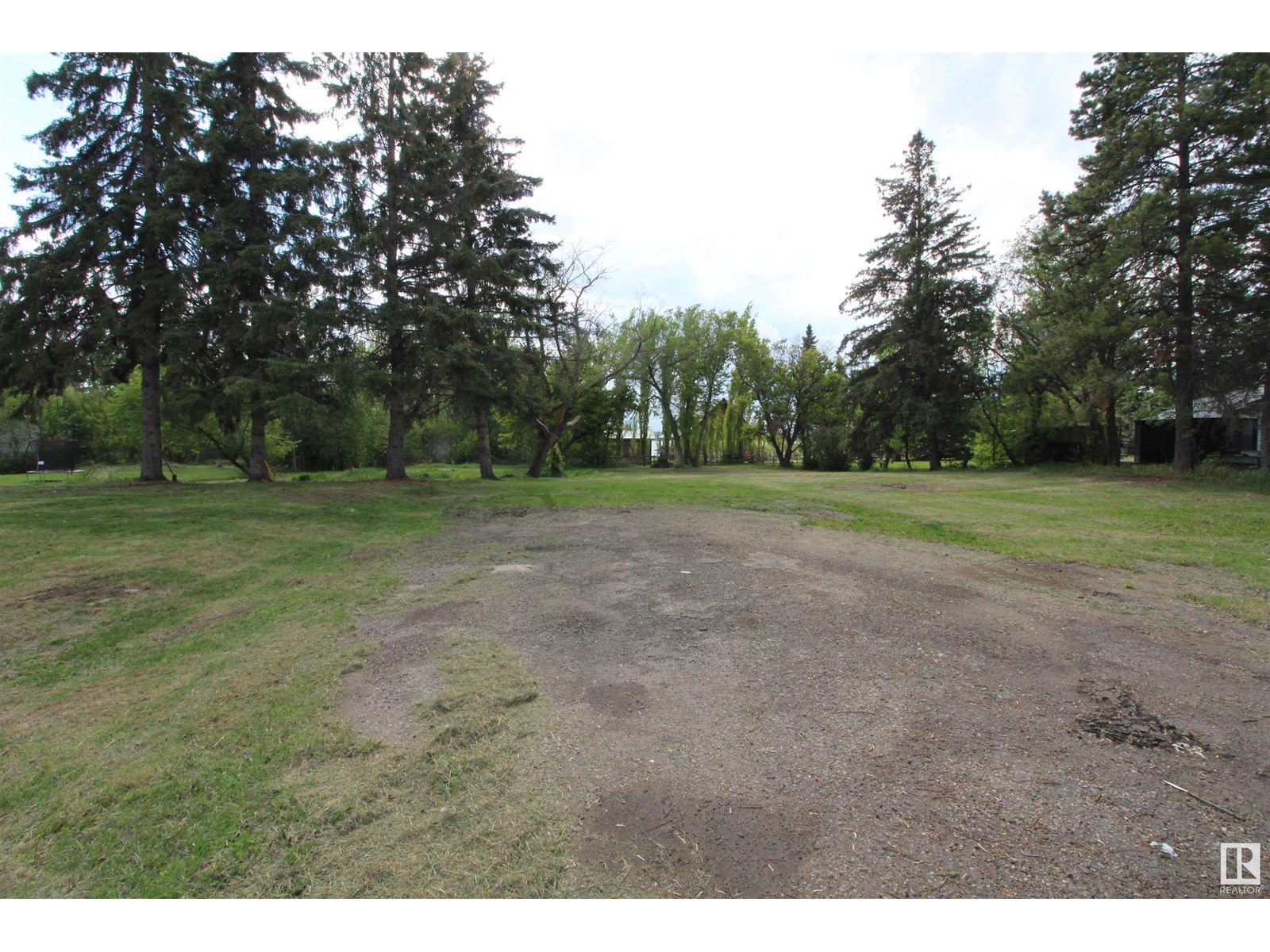 #117 57323 Rr 30 Property Photo 22
