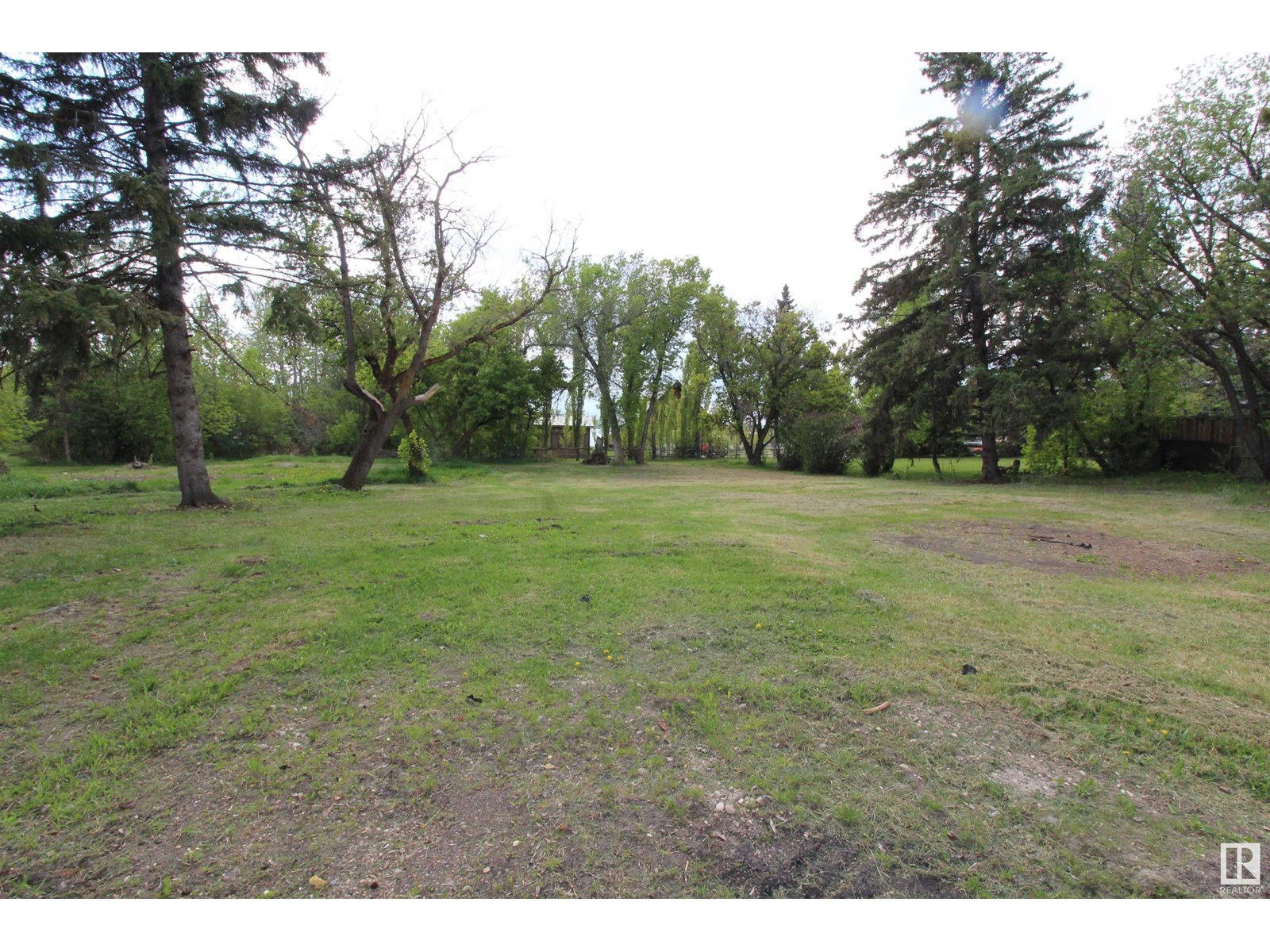 #117 57323 Rr 30 Property Photo 26