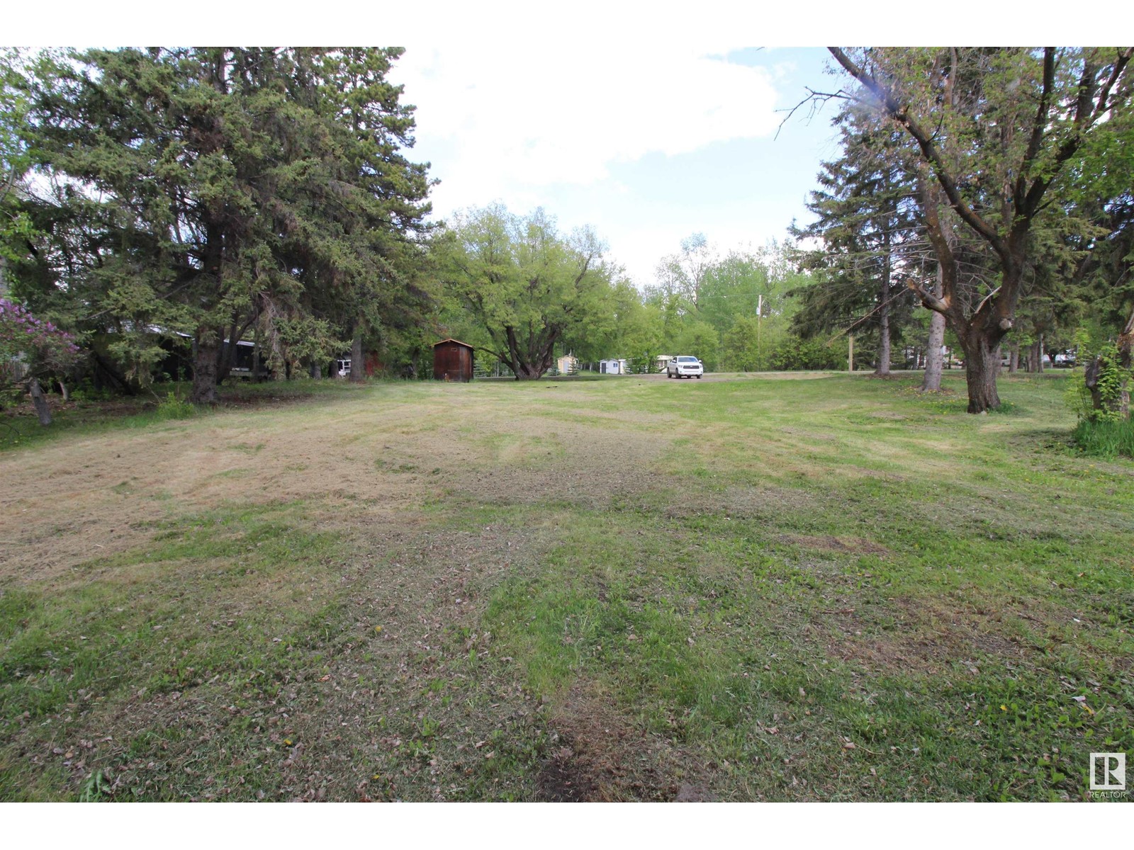 #117 57323 Rr 30 Property Photo 28