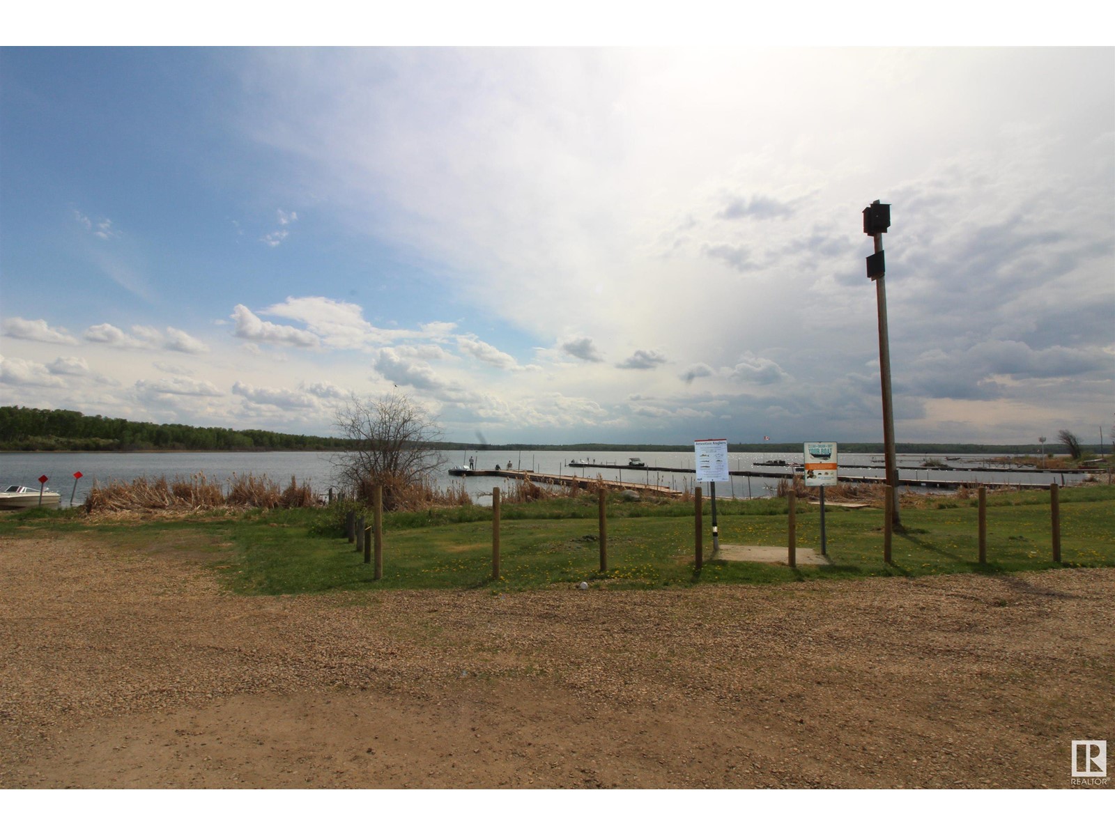 #117 57323 Rr 30 Property Photo 32