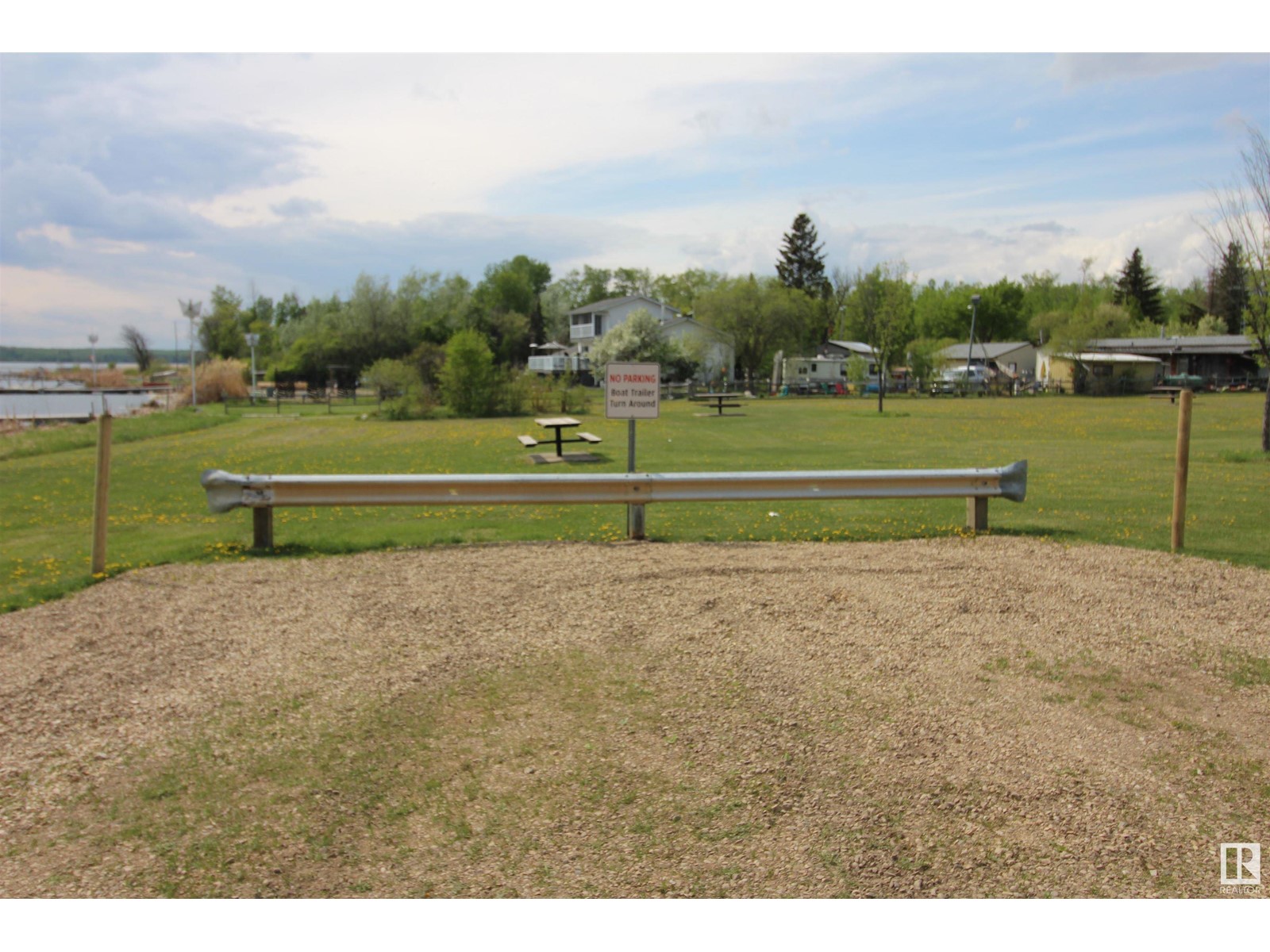 #117 57323 Rr 30 Property Photo 36