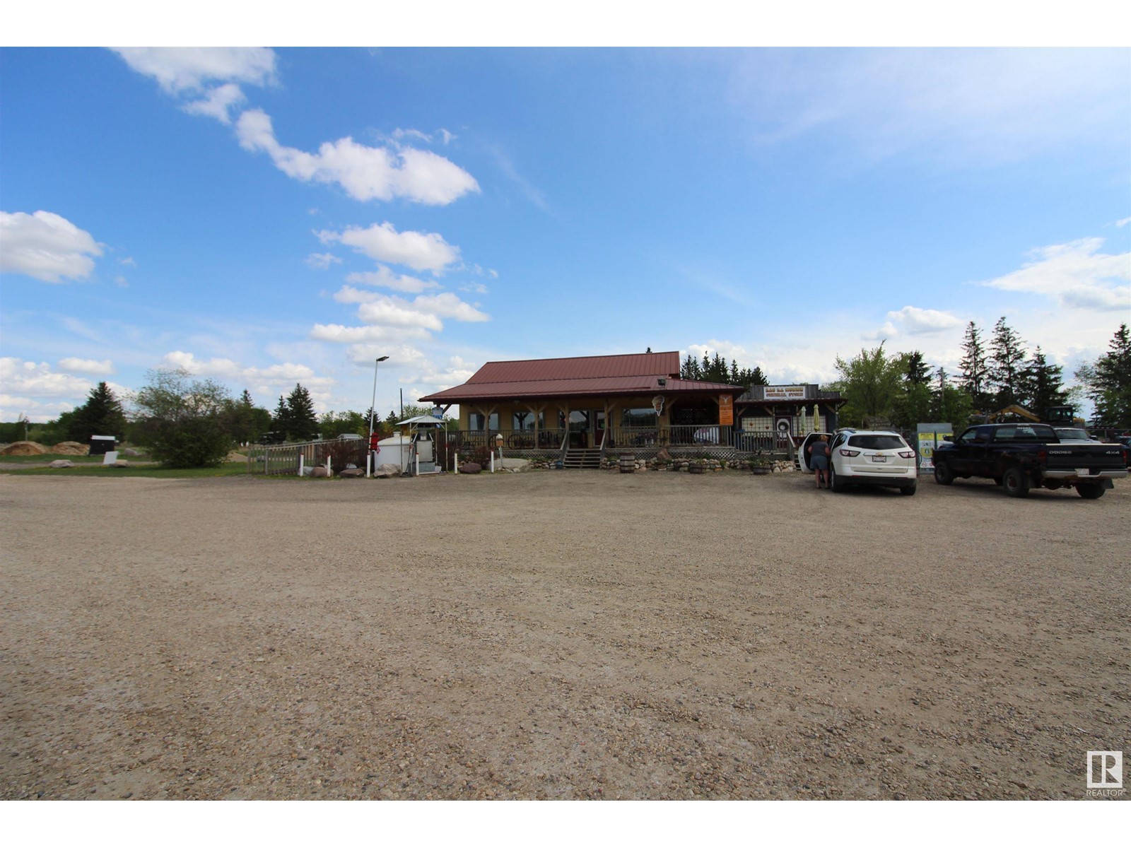 #117 57323 Rr 30 Property Photo 39